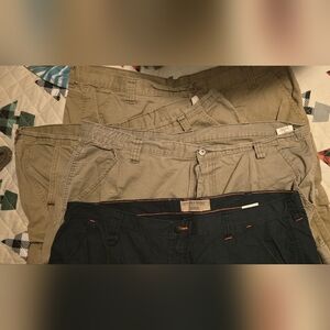 4 pairs Men's Wranglers cargo shorts size 42